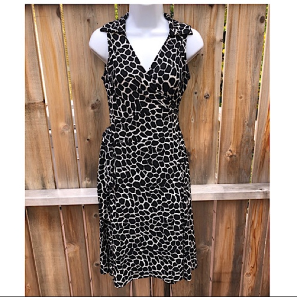 🌹 Jones New York wrap dress, size 6P. 🌹